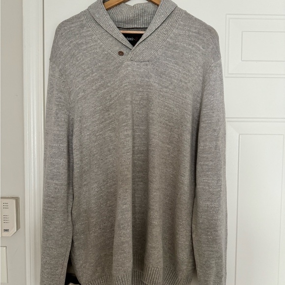 Johnny-O Men’s pullover sweater - Picture 2 of 3